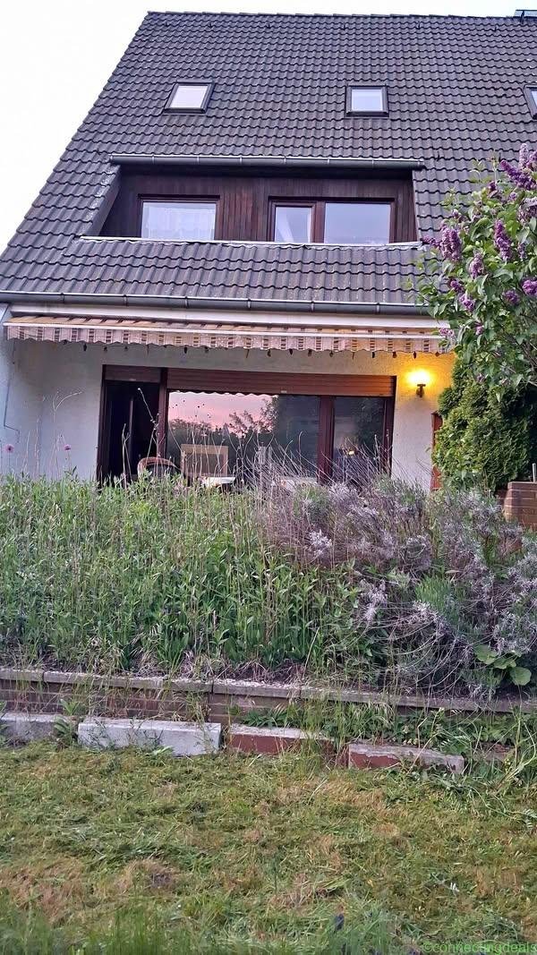 Vermiete 4 Zimmer in Haus und 1 Zimmer in Wohnung