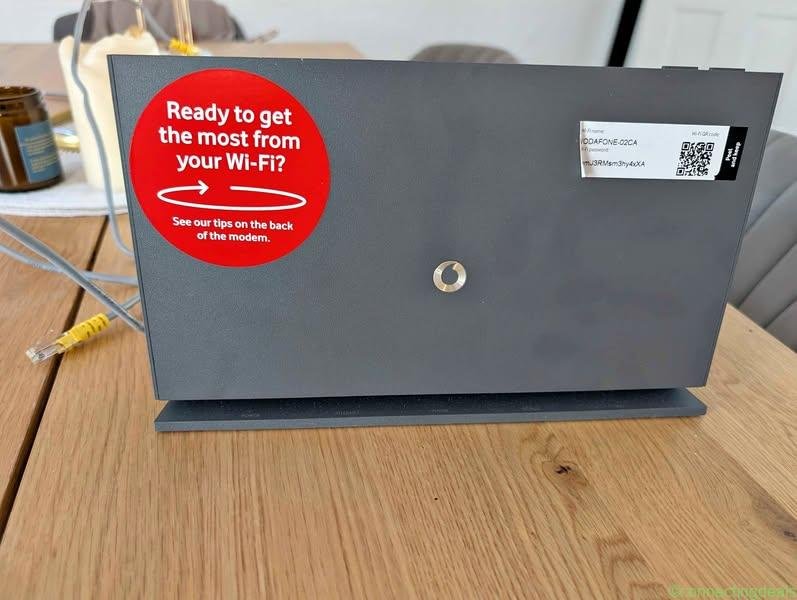 Vodafone Giga Router (fibre and Siro compatible)