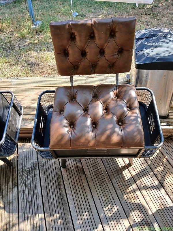 1 banquette et 2 fauteuils