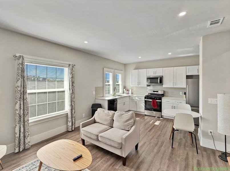 1 Bed 1 Bath – Apartment