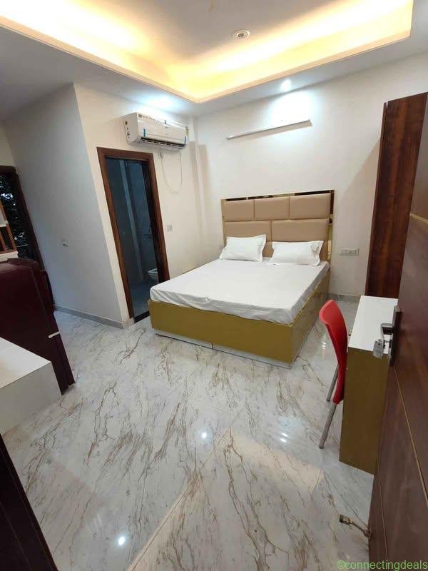 1 Bed 1 Bath – House