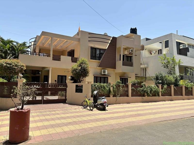 1 Bed 1 Bath – House