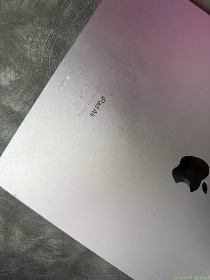 13-inch iPad Air Wi-Fi 128GB – Purple
