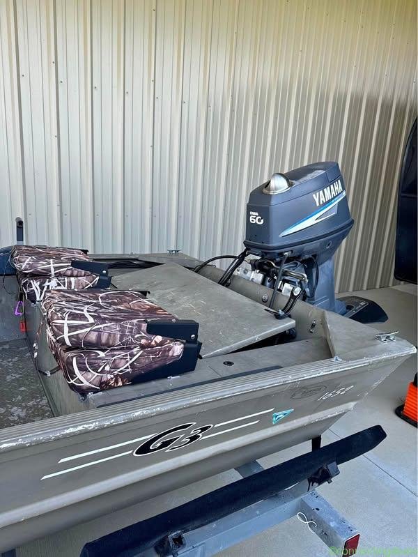 16 ft John Boat