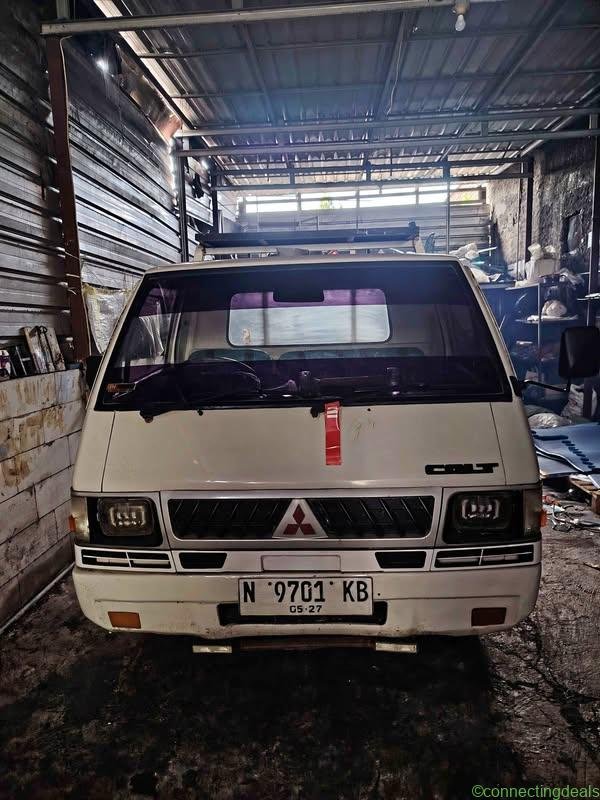1986 Mitsubishi L300