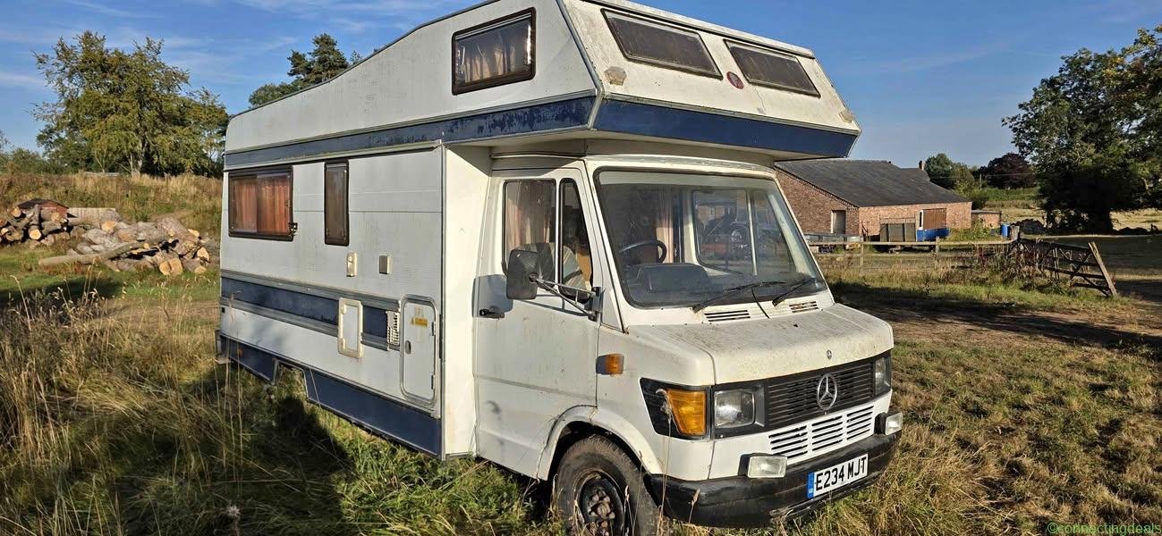 1987 Mercedes 207d chieftain