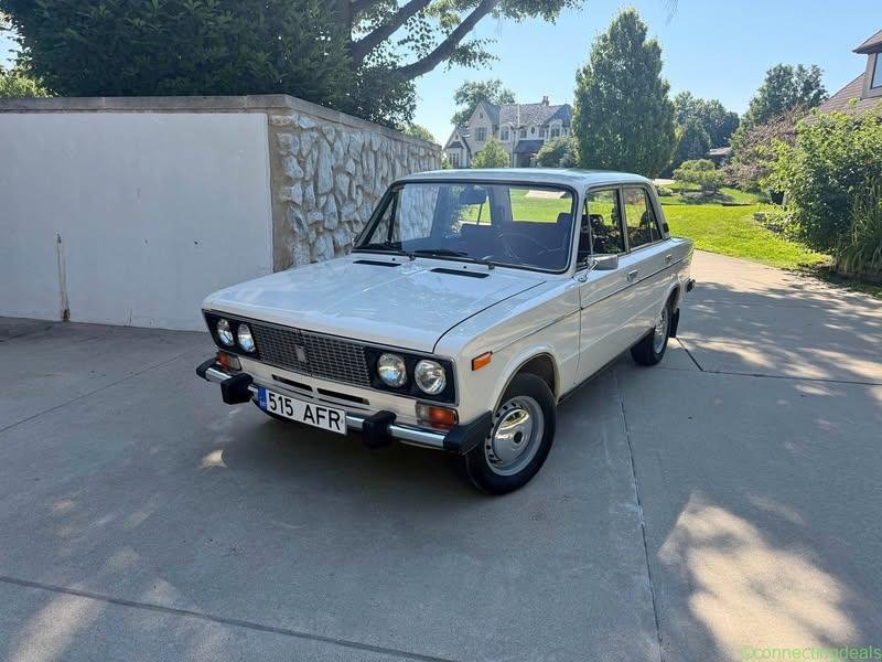 1988 Lada 2106