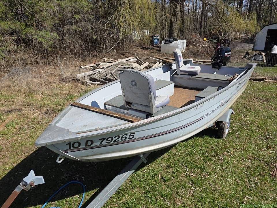 1989 Princecraft pro series 140