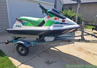 Free ad: 1993 Sea doo xp in Chicago. 1993 Sea doo xp in Chicago
