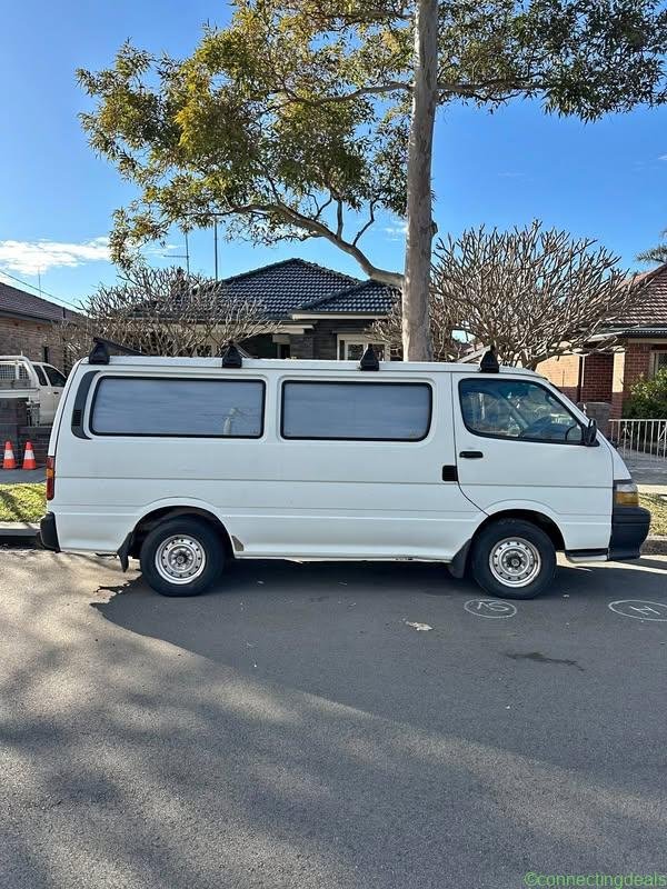 1998 Toyota Hiace