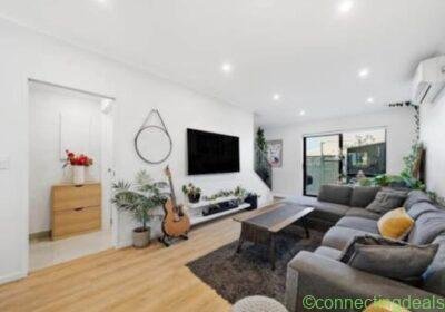 Free ad: 2-bedroom brick & tile home in Waiata Shores, in Auckland. 2-bedroom brick & tile home in Waiata Shores, in Auckland