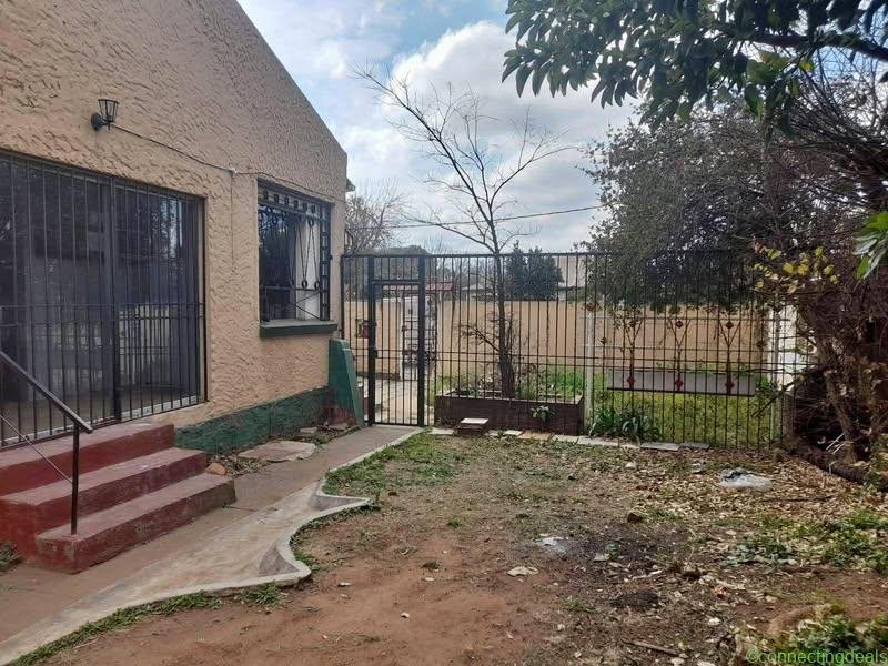 2 Bedroom House to Let – Primrose, Germiston