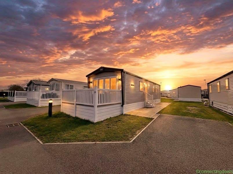 2 bedroom static caravan for sale with patio
