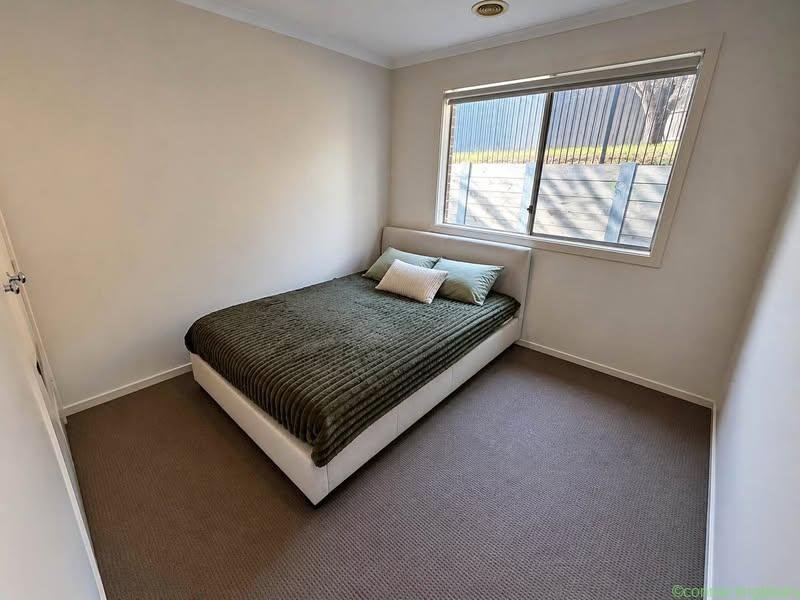 2 Bedrooms Available for Rent – Berwick VIC 3806