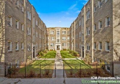 2 Beds 1 Bath Apartment in Chicago