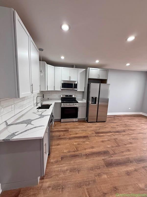 2 Beds 1 Bath – Apartment