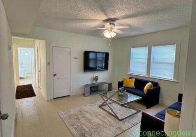 2 Beds 1 Bath Apartment in Cleveland
