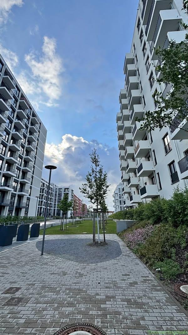 2 Beds 1 Bath Apartment/condo