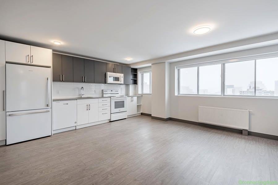 2 Beds 1 Bath Apartment/condo