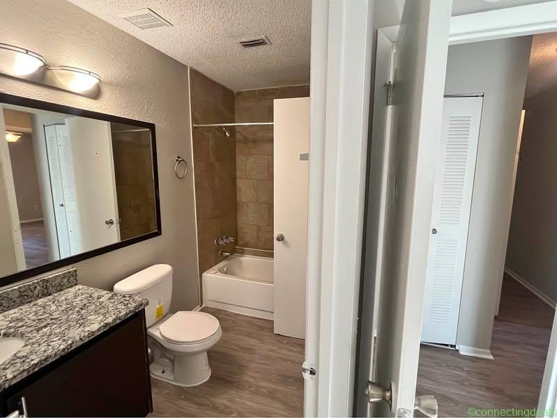 2 Beds 1 Bath – Apartment