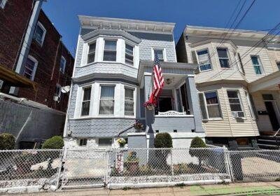 Free ad: 2 Beds 1 Bath - Apartment in New York. 2 Beds 1 Bath - Apartment in New York