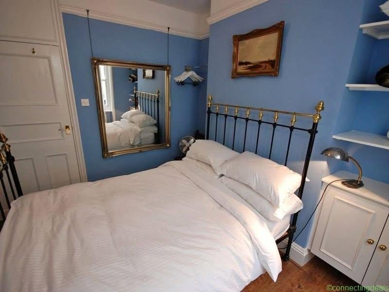 2 beds 1 bath Flat