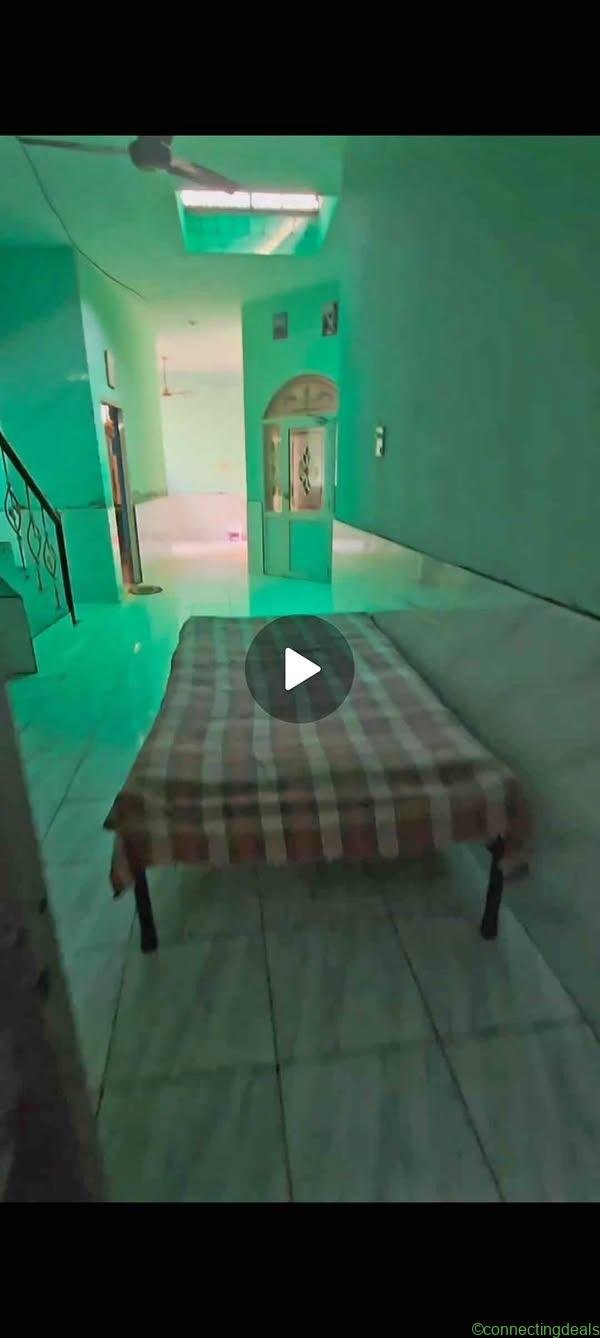 2 Beds 1 Bath – House