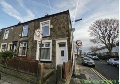 Free ad: 2 beds 1 bath House in Manchester. 2 beds 1 bath House in Manchester