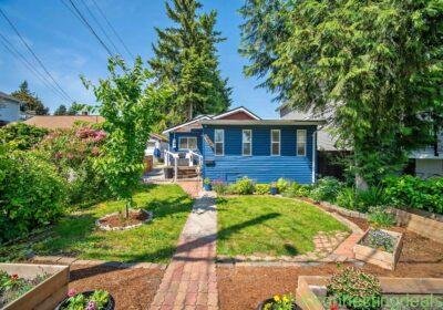 Free ad: 2 Beds 1 Bath House in Vancouver. 2 Beds 1 Bath House in Vancouver