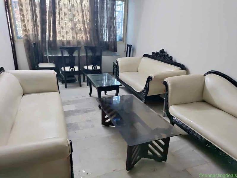 2 beds 2 bathrooms – Flat