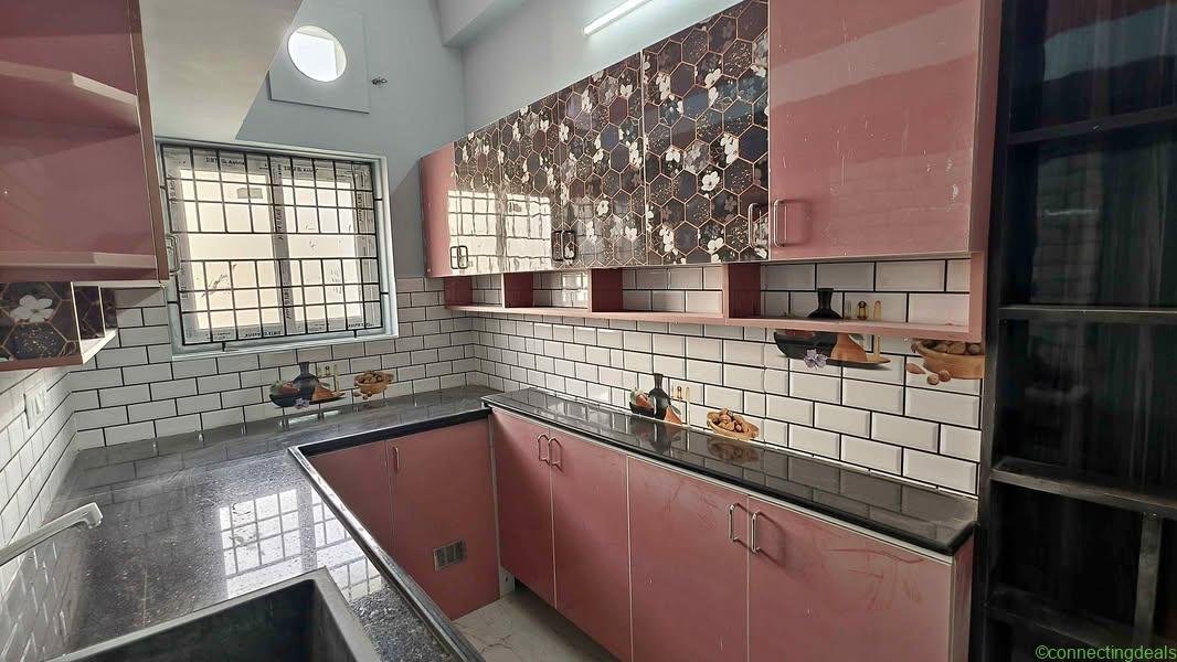 2 Beds 2 Baths – Apartment