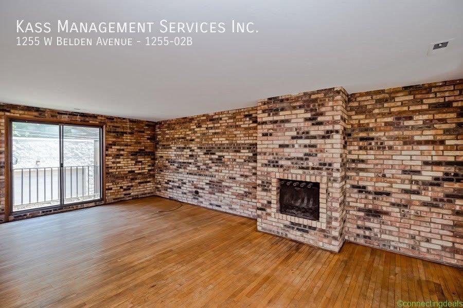 2 Beds 2 Baths – Apartment