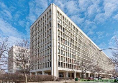 2 Beds 2 Baths Apartment in Chicago