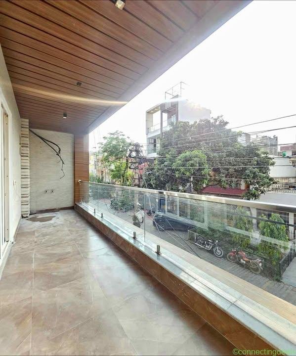 2 Beds 2 Baths – Apartment