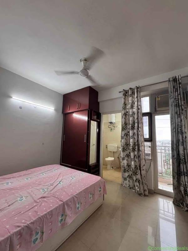 2 Beds 2 Baths – Apartment