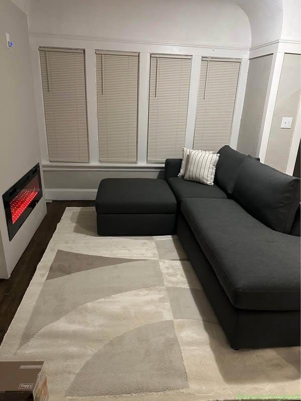 2 Beds 2 Baths – Apartment