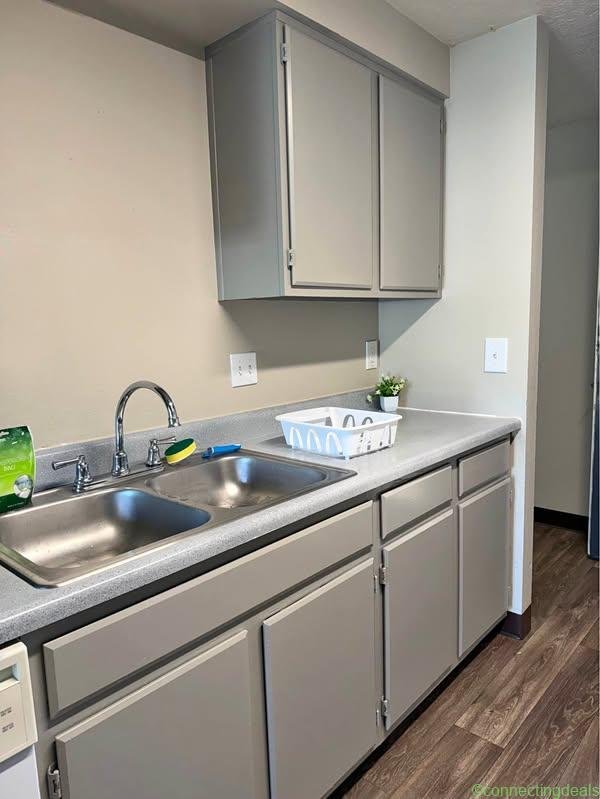 2 Beds 2 Baths Apartment