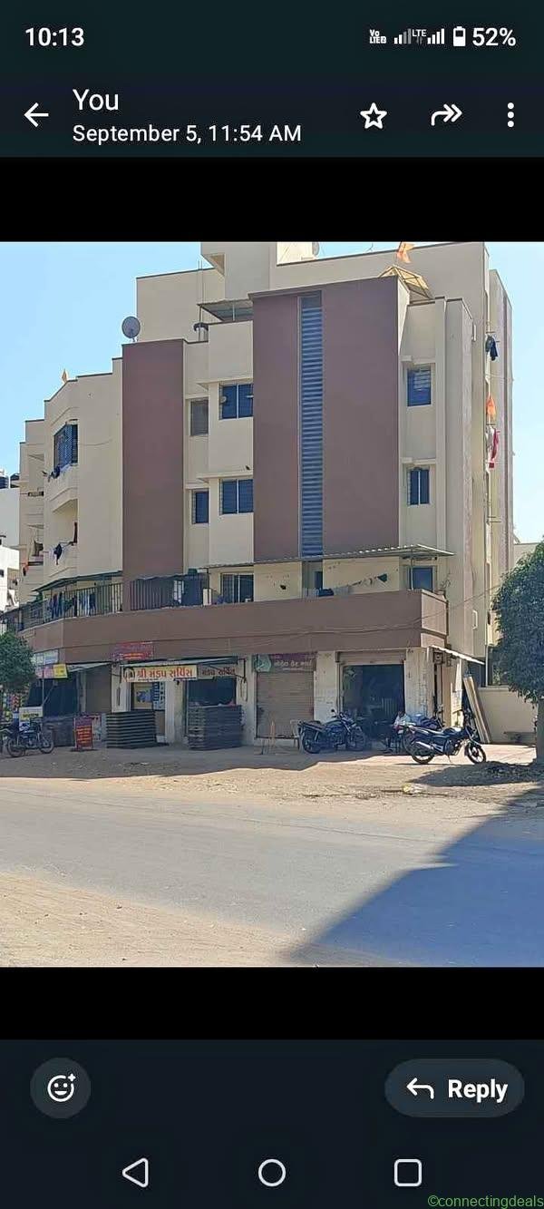 2 Beds 2 Baths – Apartment