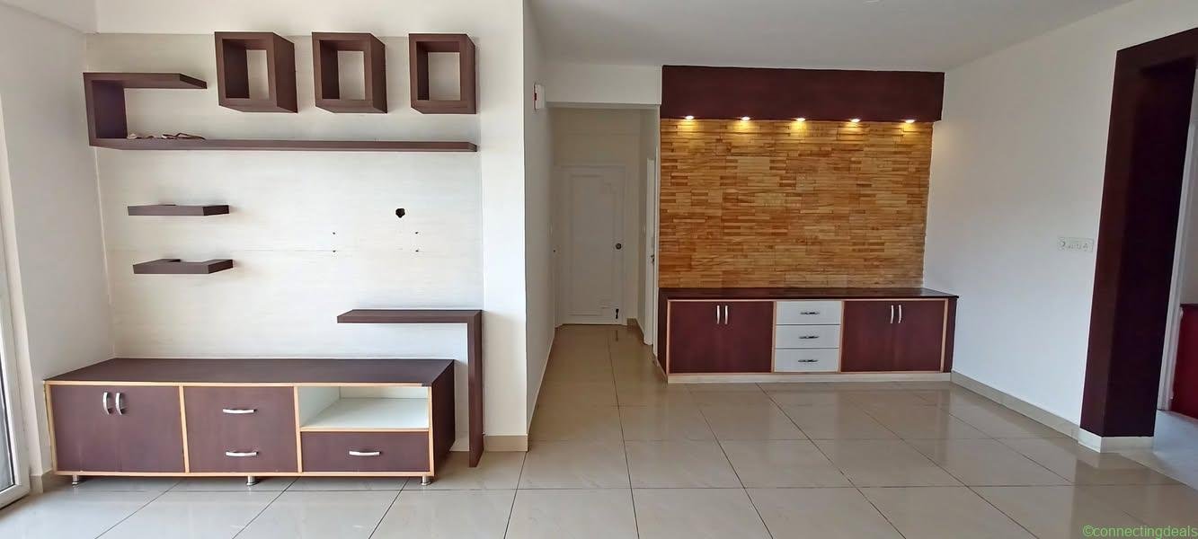 2 beds 2 baths Flat