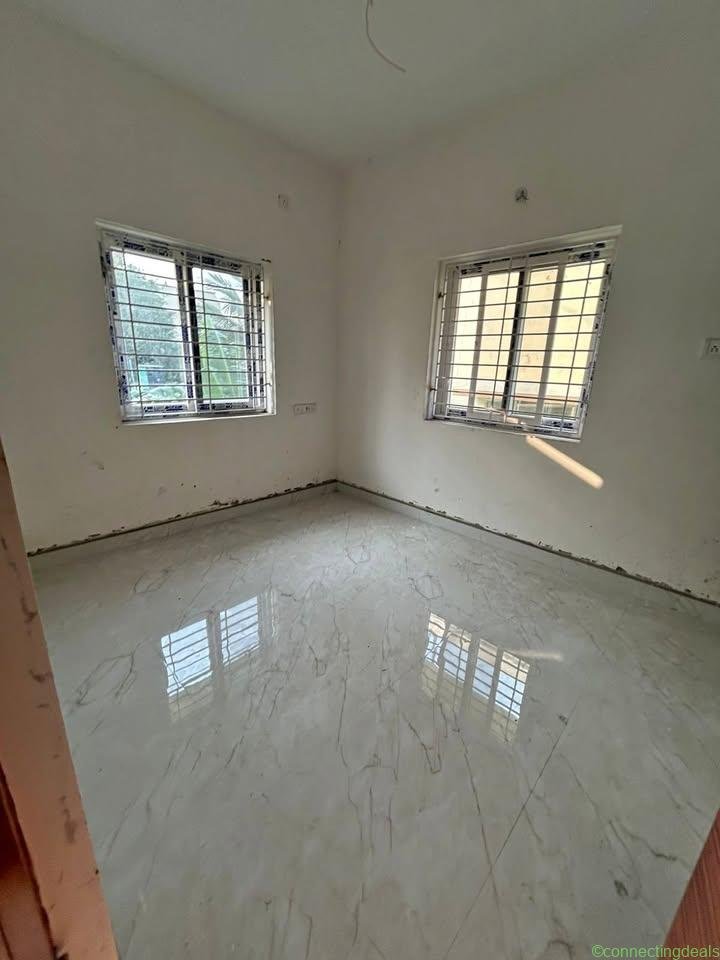 2 beds 2 baths Flat