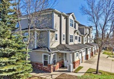 2 Beds 2 Baths Townhouse in Calgary