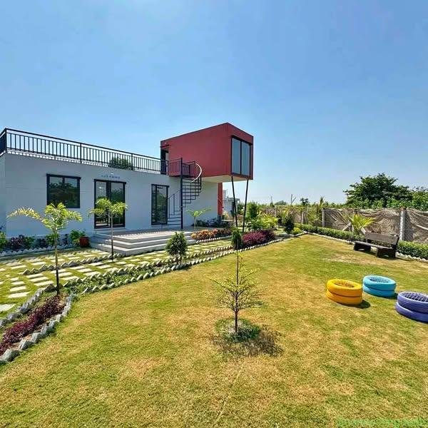 2 Beds 2 Baths – Townhouse
