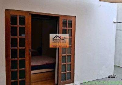 Free ad: 2 quartos 1 banheiro Casa in São Paulo. 2 quartos 1 banheiro Casa in São Paulo