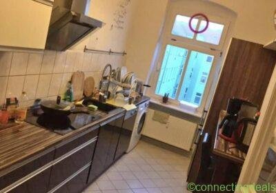2 rooms for rent a 3 rooms apartment in Berlin
