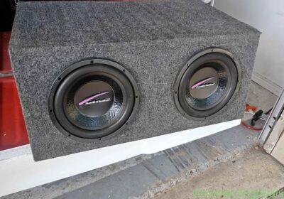 2 subs buffers 10" in Houston