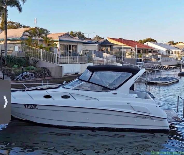2000 Regal 292 Commodore