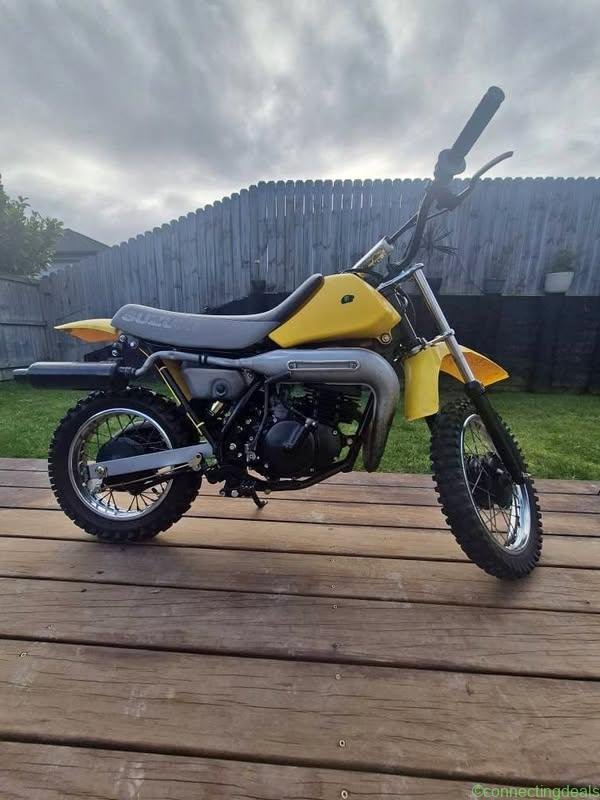 2000 Suzuki DS80