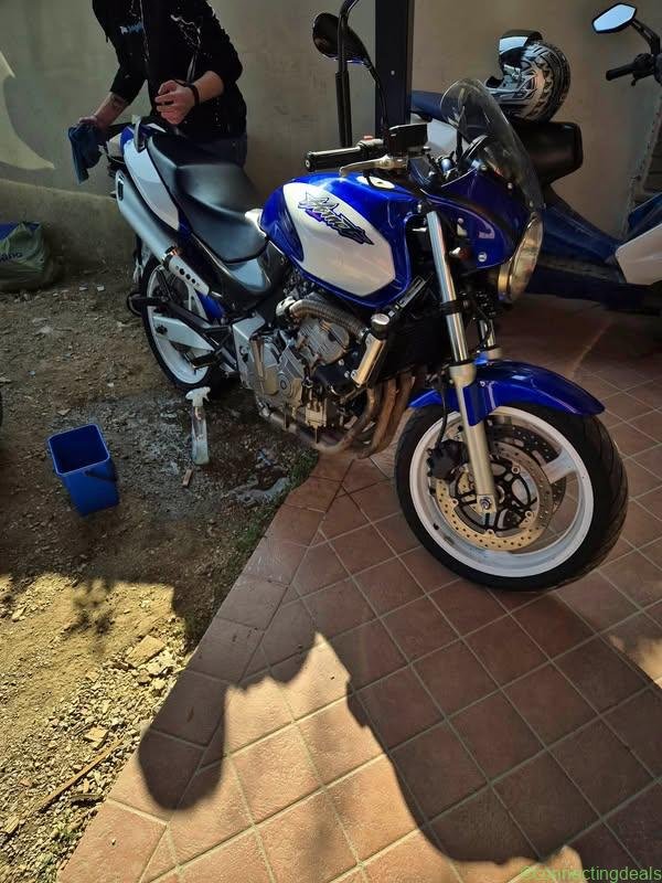 2001 Honda Hornet