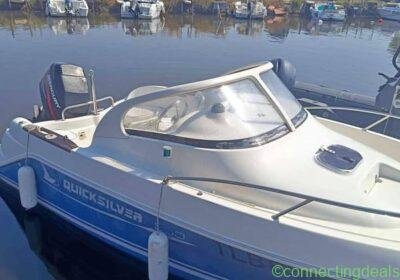 Free ad: 2002 Quicksilver 550 walk around in Marseille. 2002 Quicksilver 550 walk around in Marseille