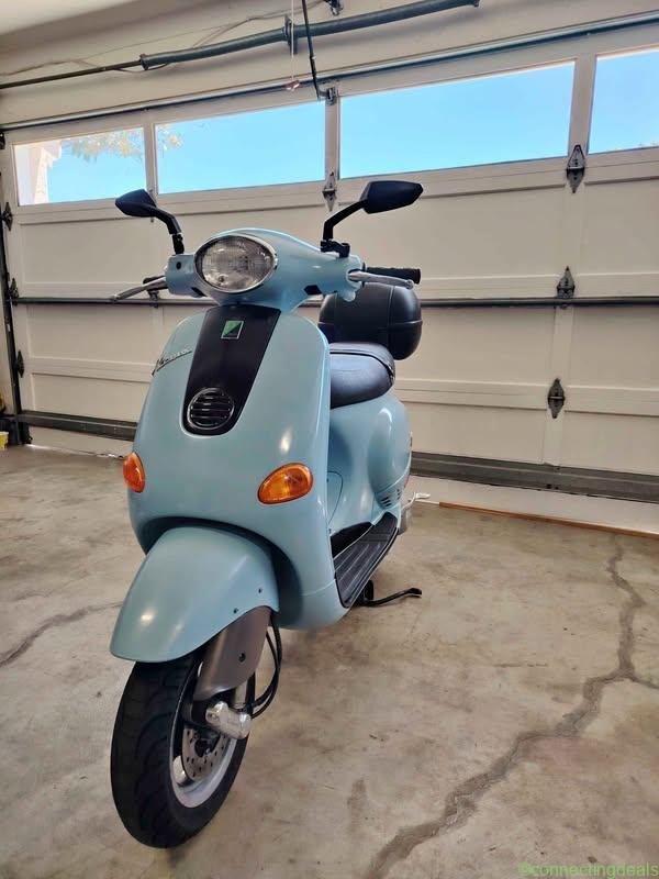 2002 Vespa ET